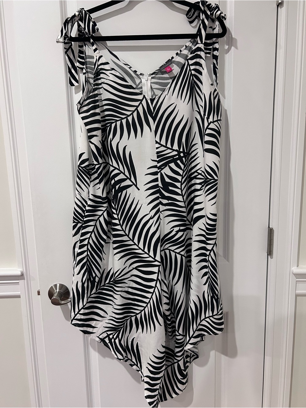 Vince Camuto Black and White Leaf Print Romper